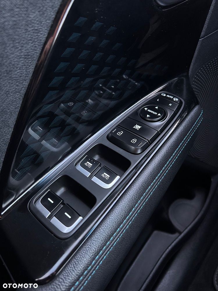 Kia Niro 64kWh L - 13