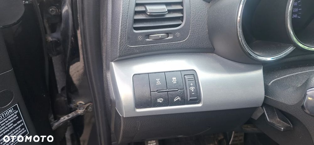 Kia Sorento 2.2 CRDI M 7os - 9