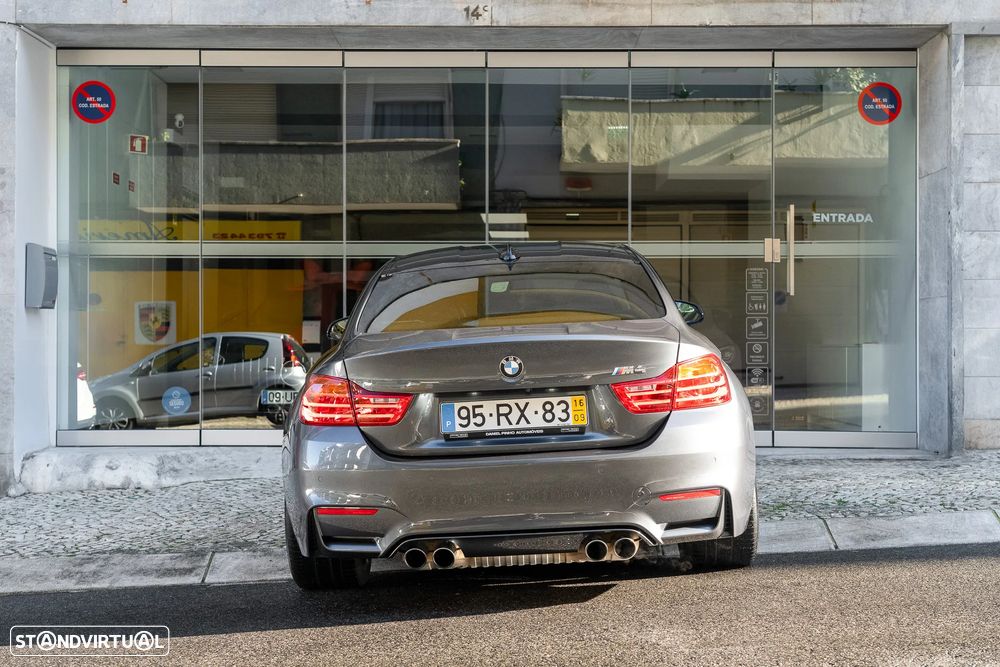 BMW M4 Auto - 29