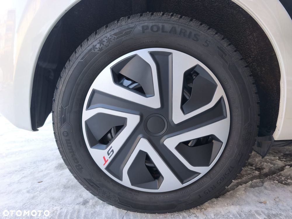 Toyota Yaris 1.5 Premium - 18