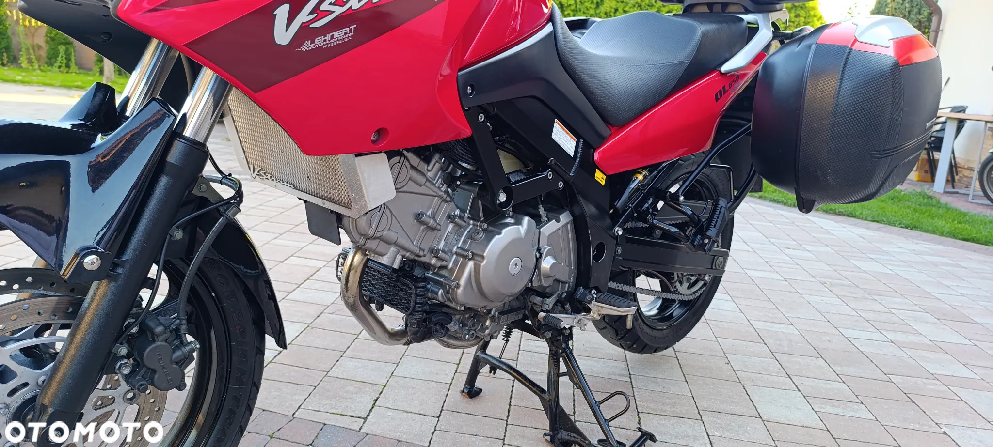 Suzuki V-STROM - 37