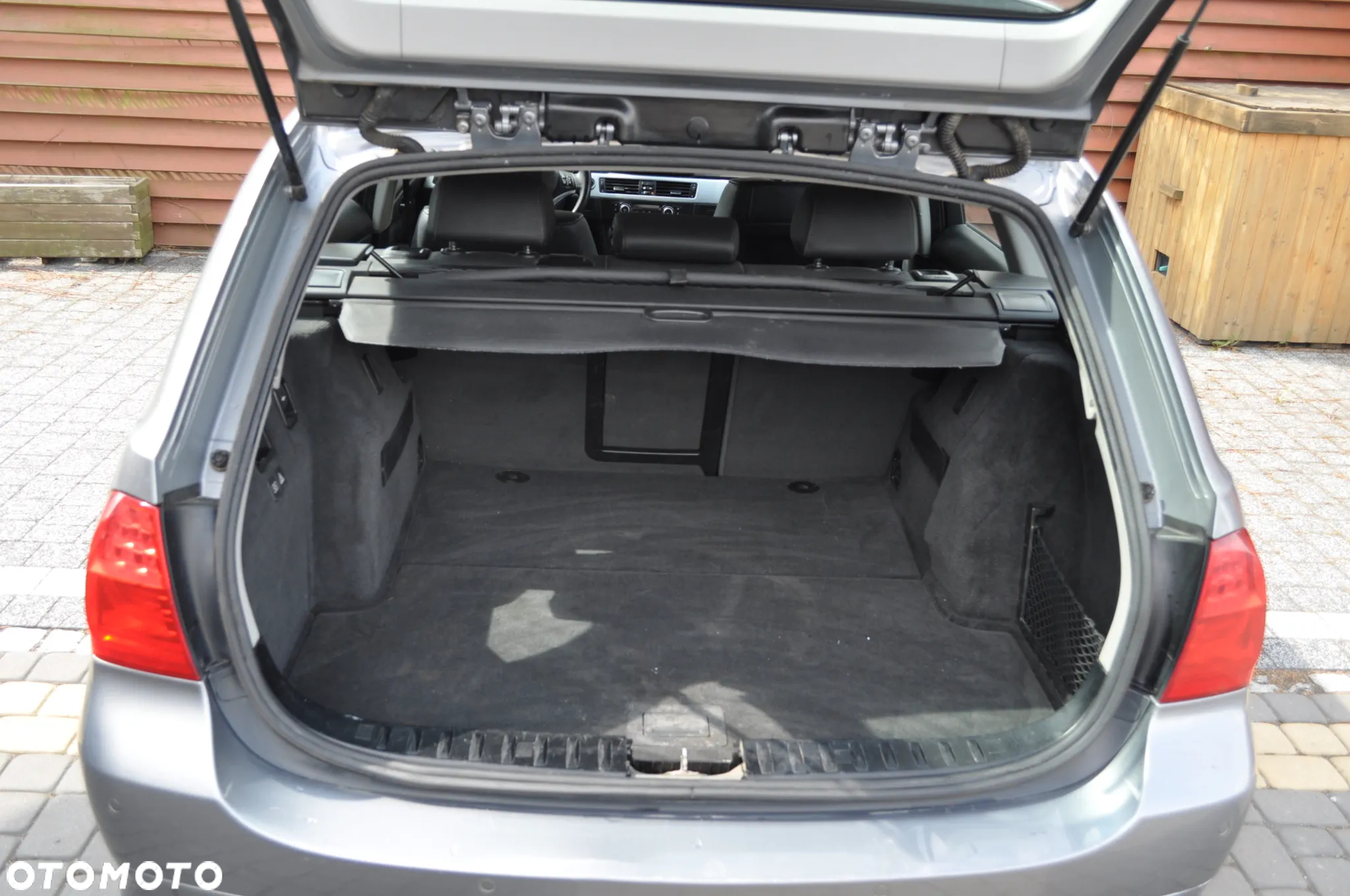 BMW Seria 3 320d xDrive DPF Touring - 5