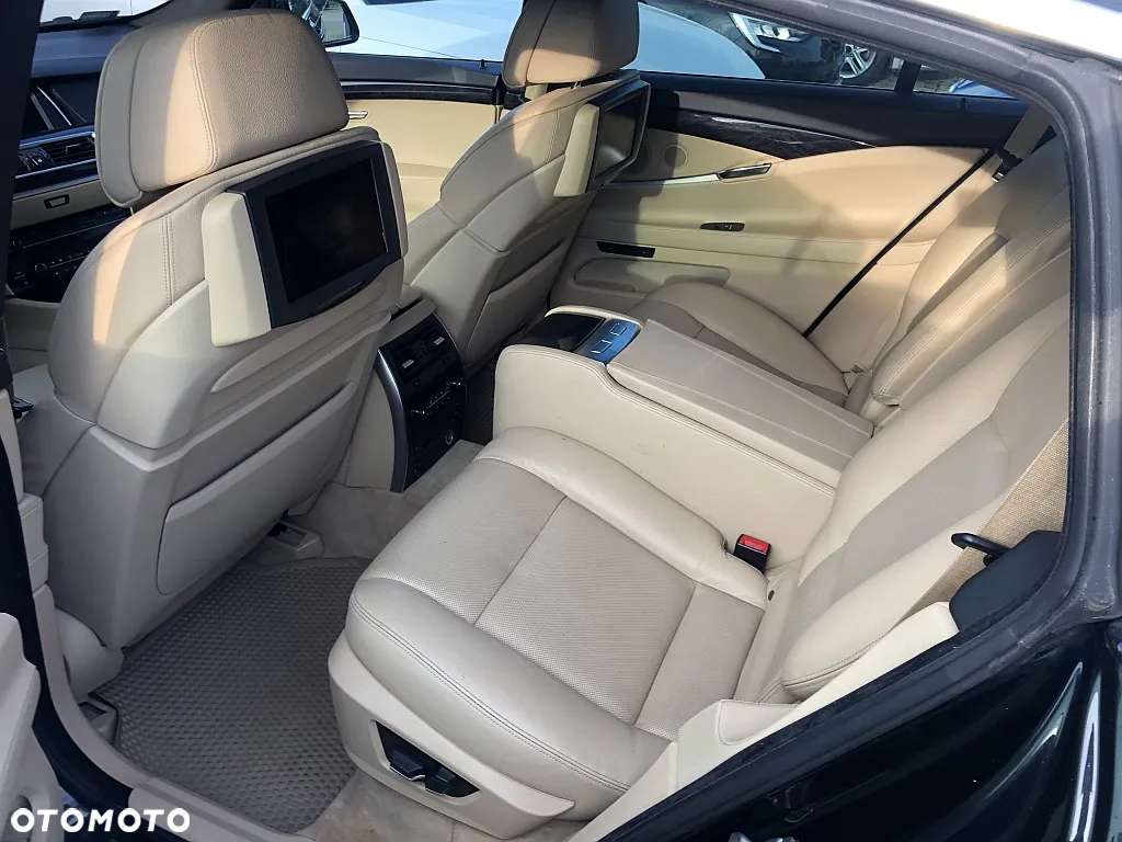 BMW 5GT 535d xDrive - 11