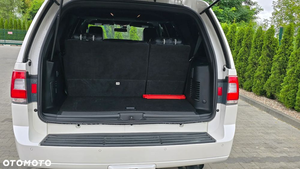 Lincoln Navigator - 20