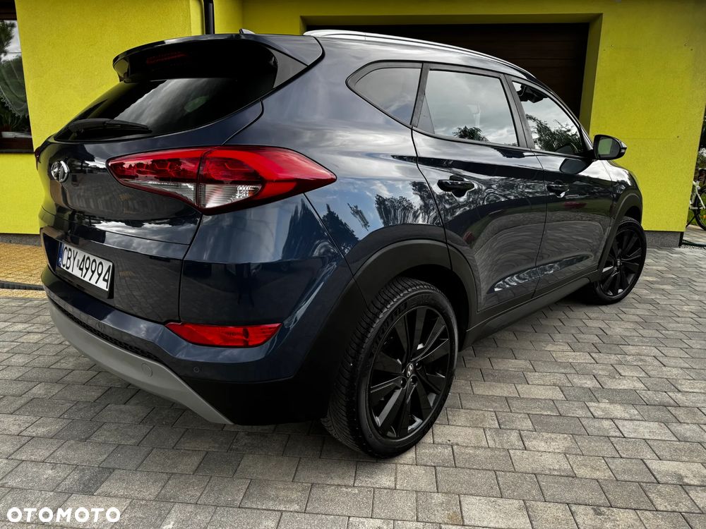Hyundai Tucson 1.7 CRDI BlueDrive Style 2WD - 4