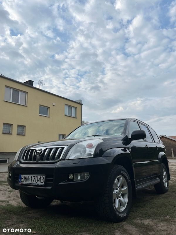 Toyota Land Cruiser - 2