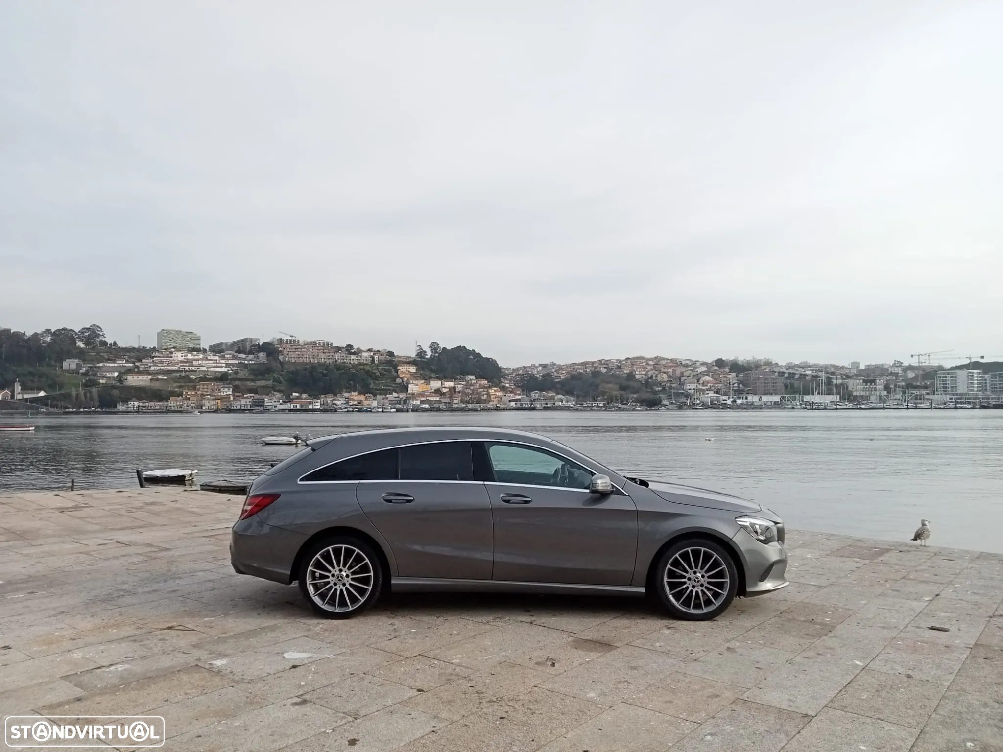 Mercedes-Benz CLA 180 Shooting Brake d 7G-DCT Urban - 60