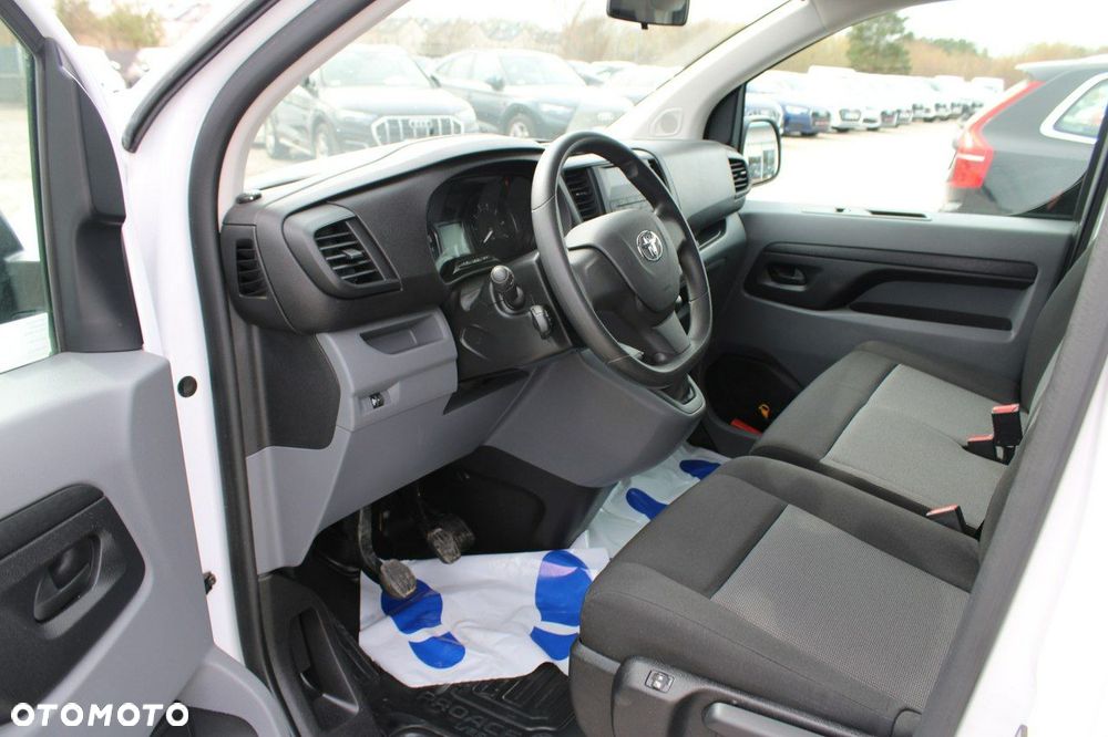 Toyota ProAce - 12