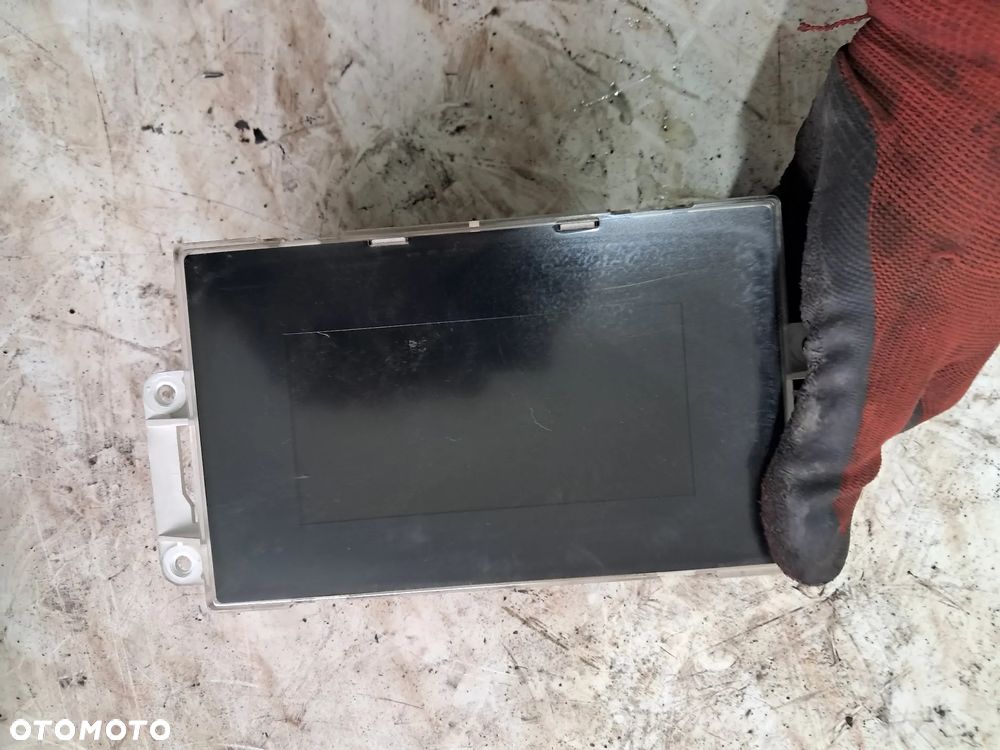 Nissan Almera Wyświetlacz - 2