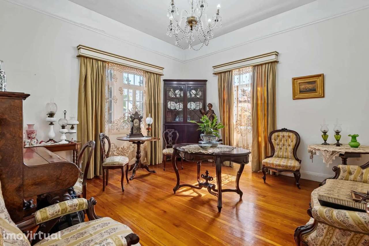 Moradia T4 na Rua Conde Carvalhal - Funchal - Grande imagem: 4/57