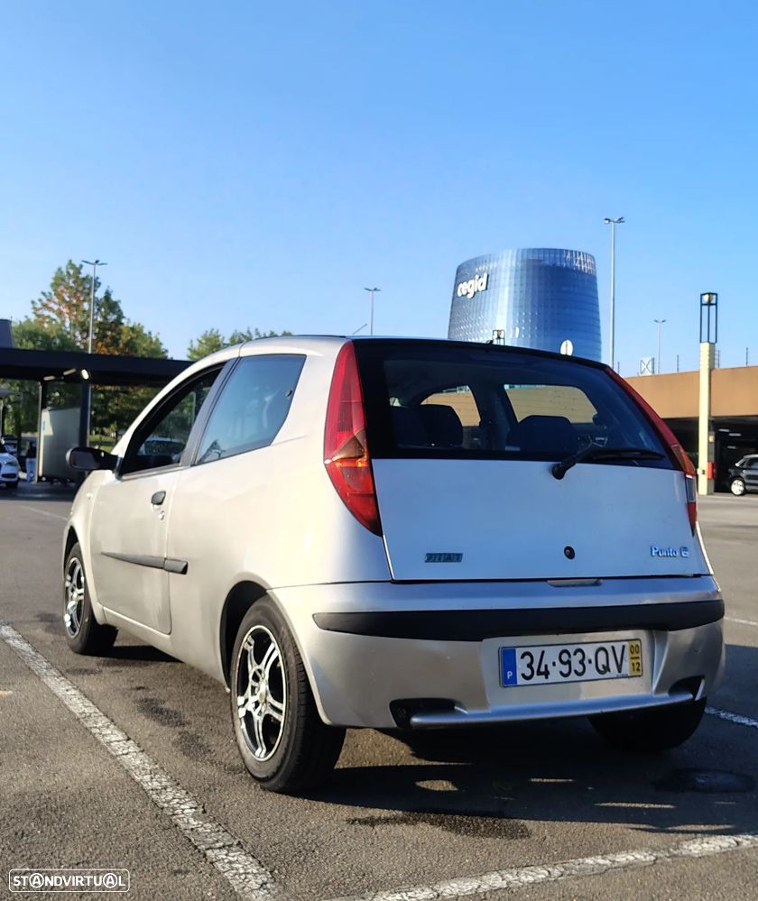 Fiat Punto 1.2 16V ELX - 4