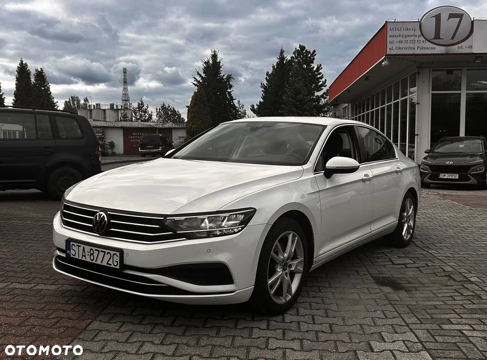 Volkswagen Passat 2.0 TSI Elegance DSG - 24