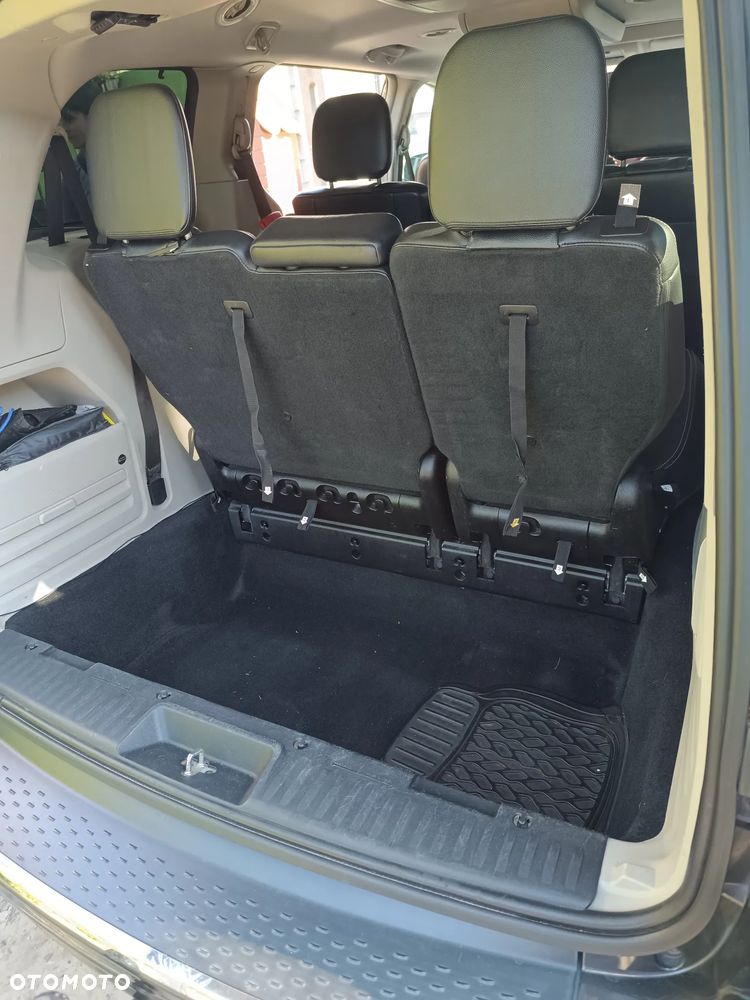 Chrysler Town & Country 3.6 Touring - 7
