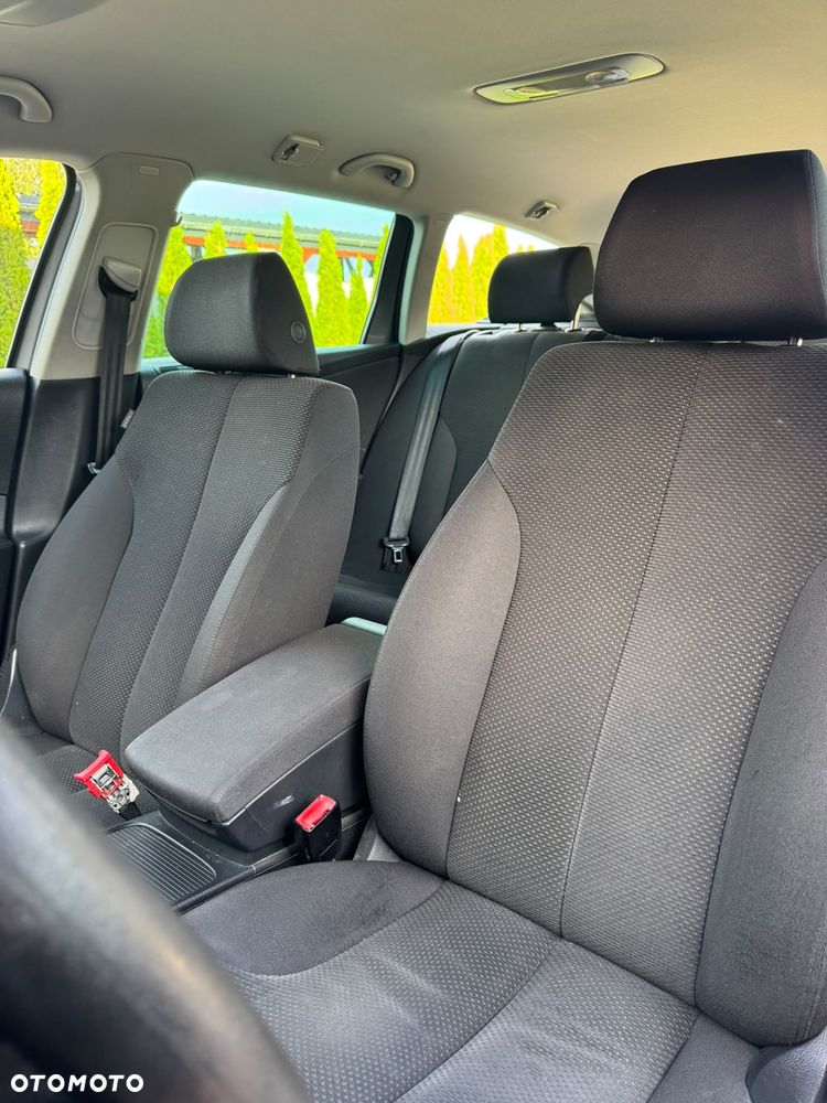 Volkswagen Passat 2.0 TDI Individual - 21