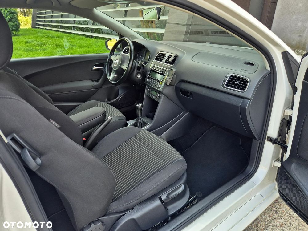 Volkswagen Polo 1.4 16V Highline - 15