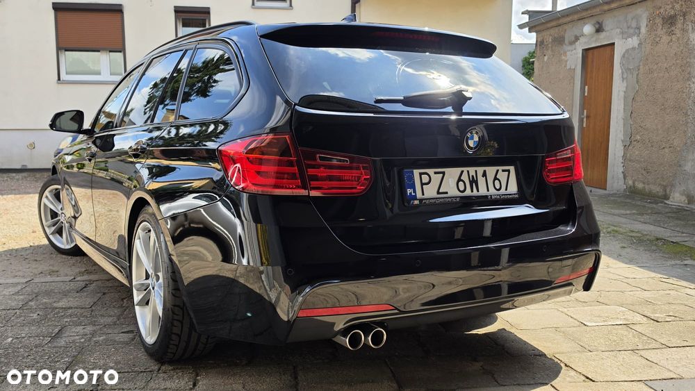 BMW Seria 3 330d M Sport - 4