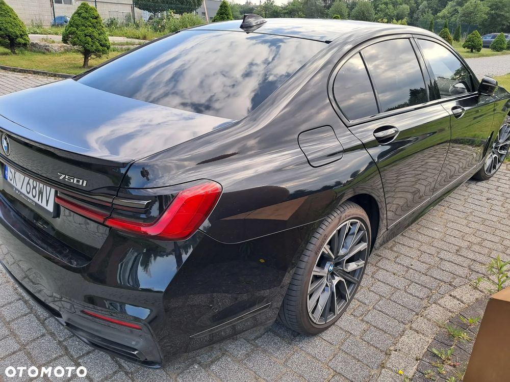 BMW Seria 7 750i xDrive - 6