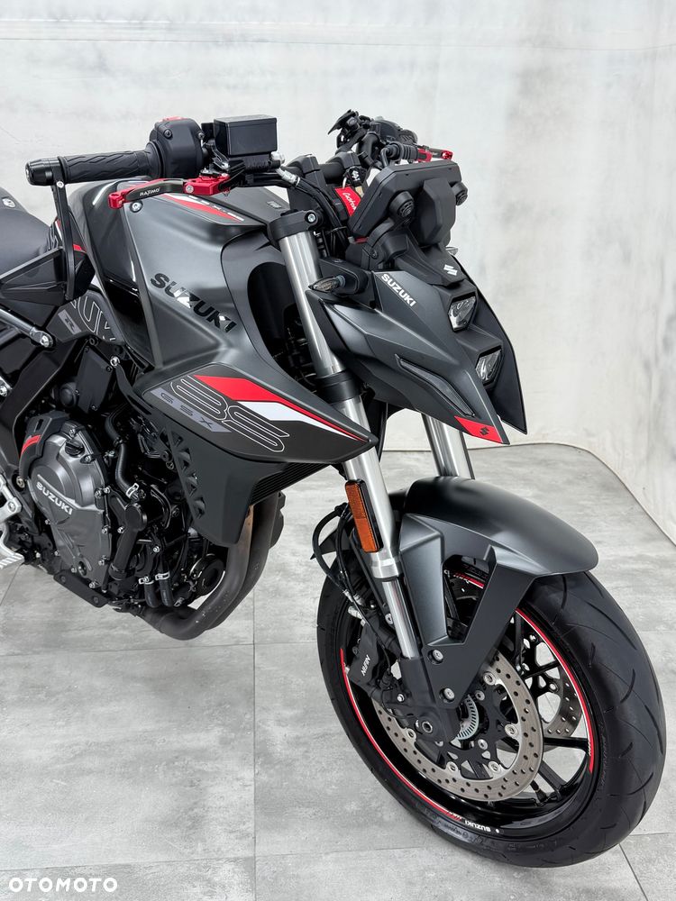 Suzuki GSX - 4