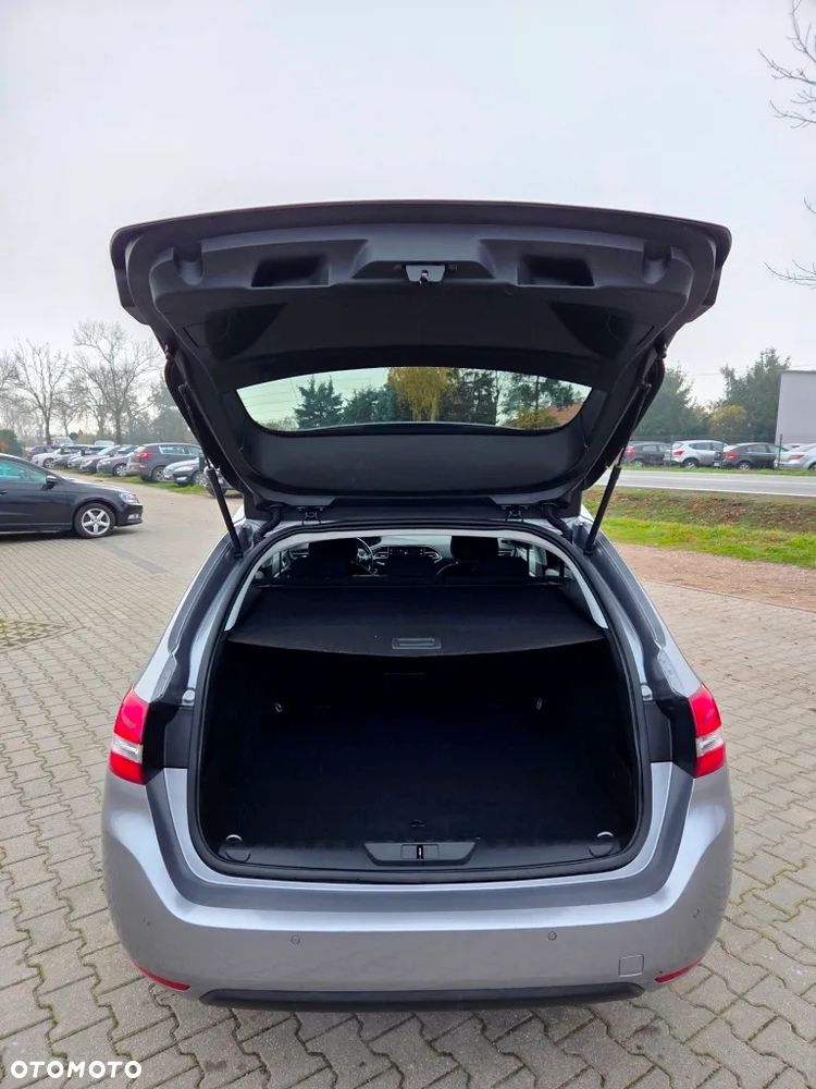 Peugeot 308 SW 1.6 BlueHDi Business Line S&S - 11