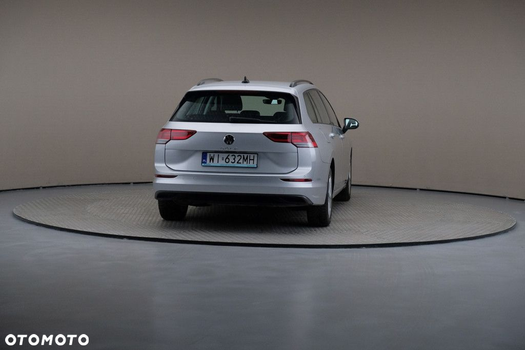 Volkswagen Golf - 5