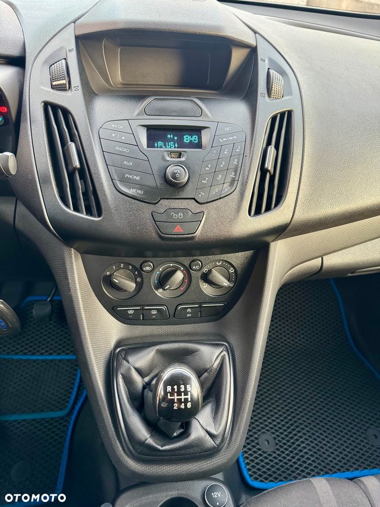 Ford Connect - 17