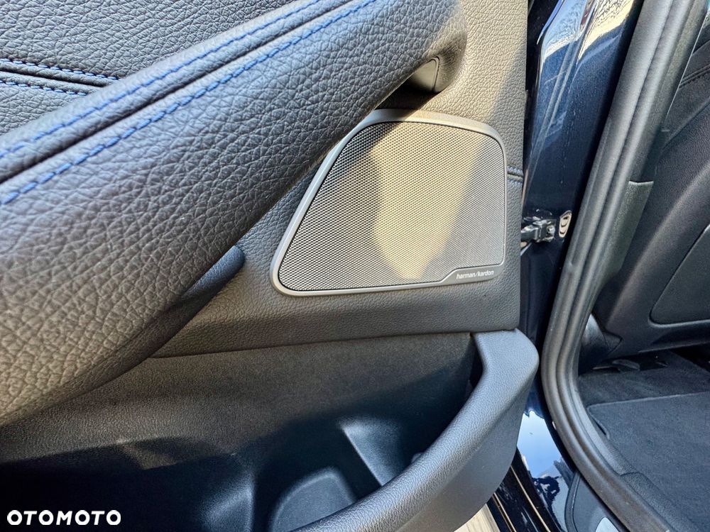 BMW Seria 5 520d xDrive - 15