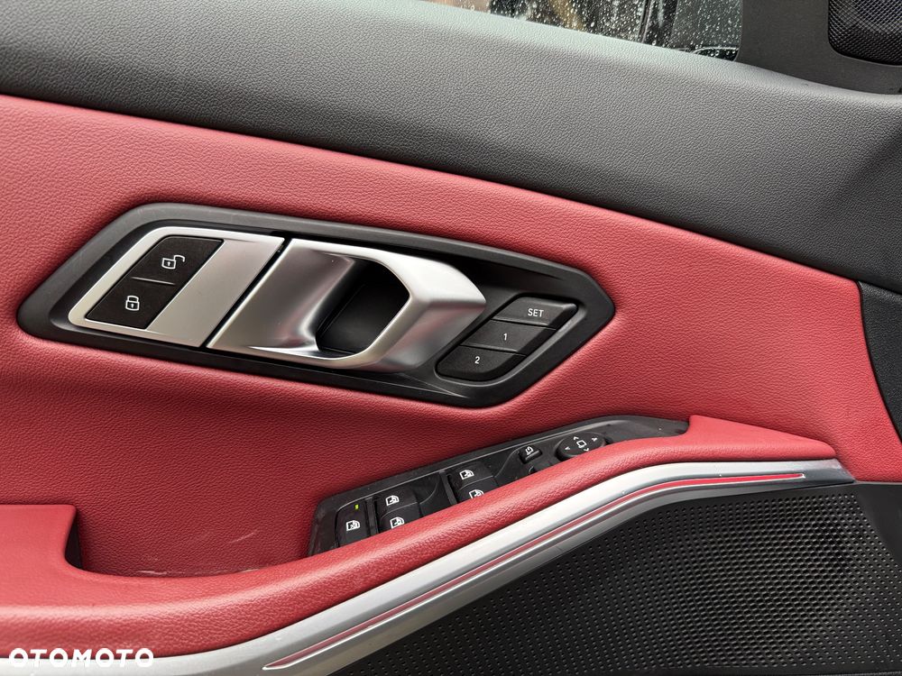 BMW Seria 3 320d M Sport - 19