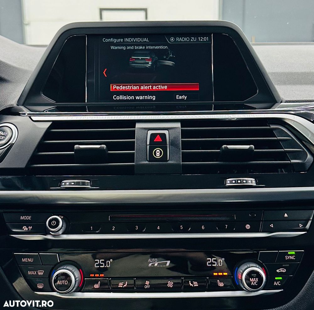 BMW X3 xDrive20i Aut. Luxury Line - 28