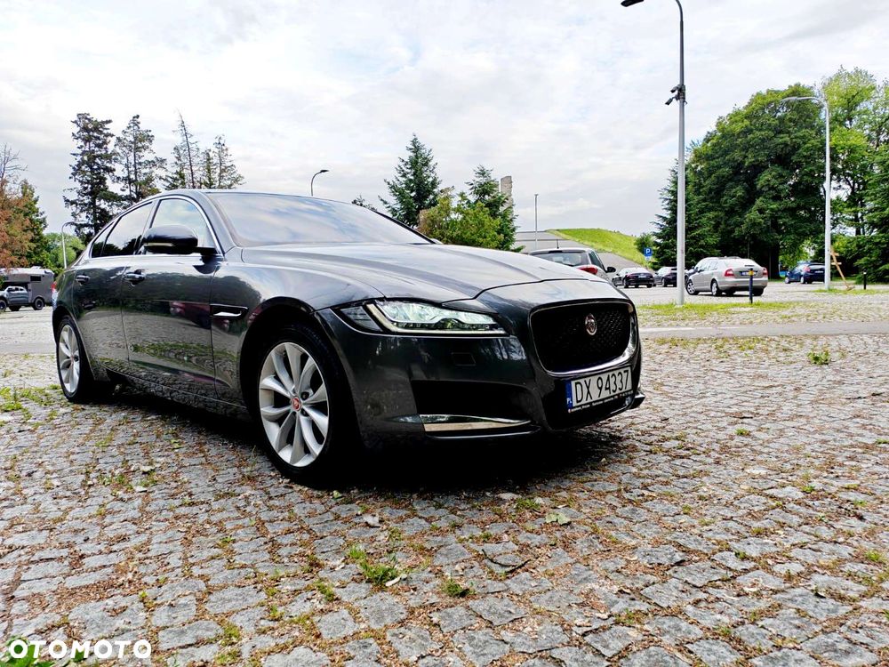 Jaguar XF - 2