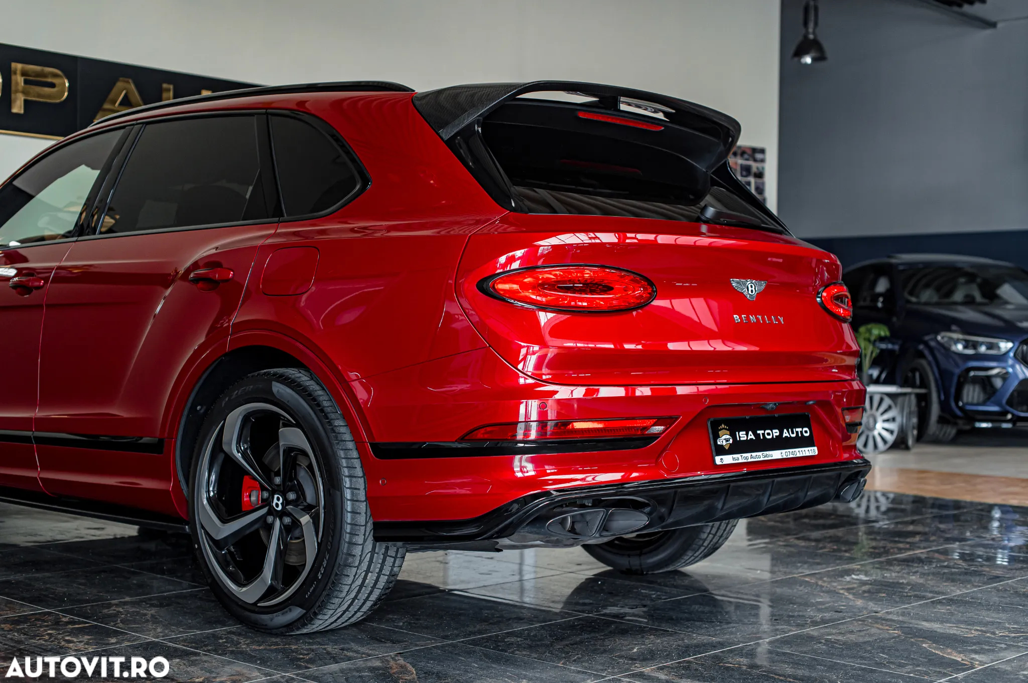 Bentley Bentayga Hybrid S - 36