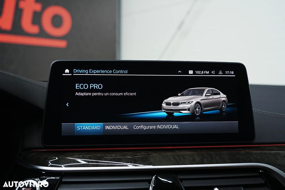 BMW Seria 5 530i Aut. Luxury Line - 30