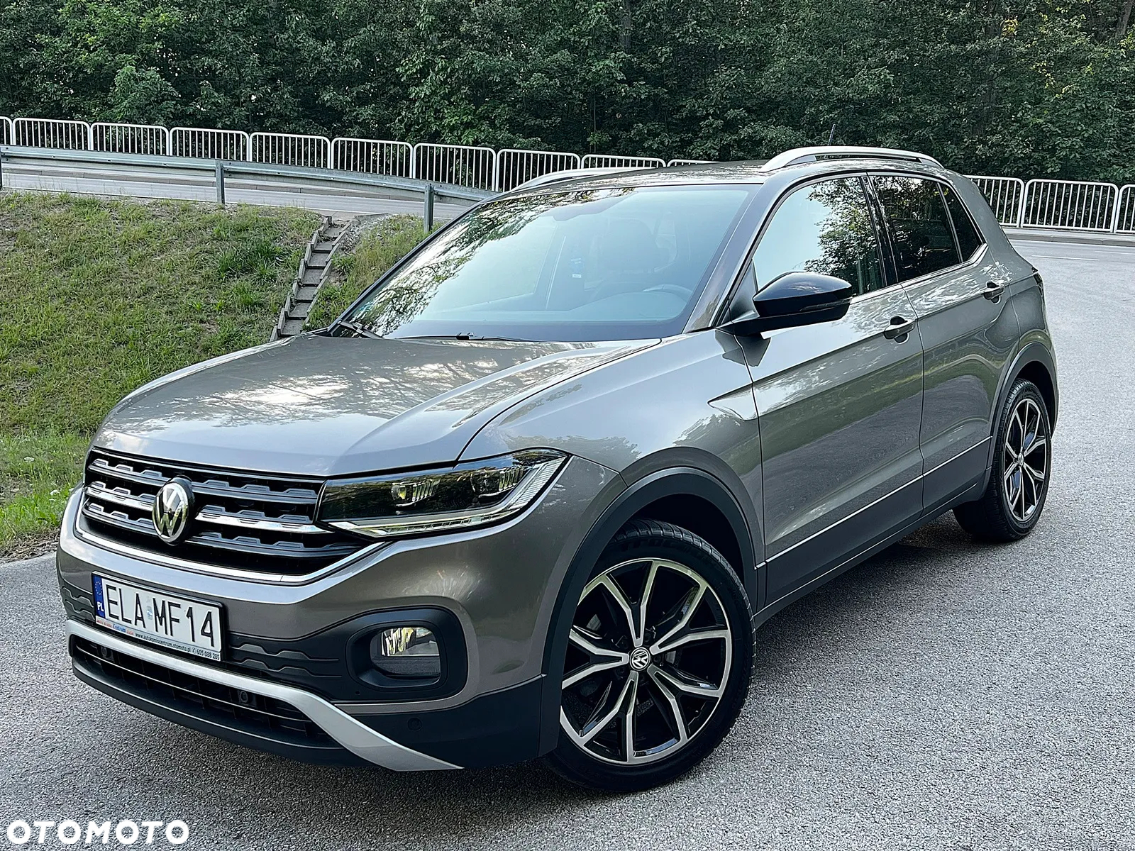 Volkswagen T-Cross - 2