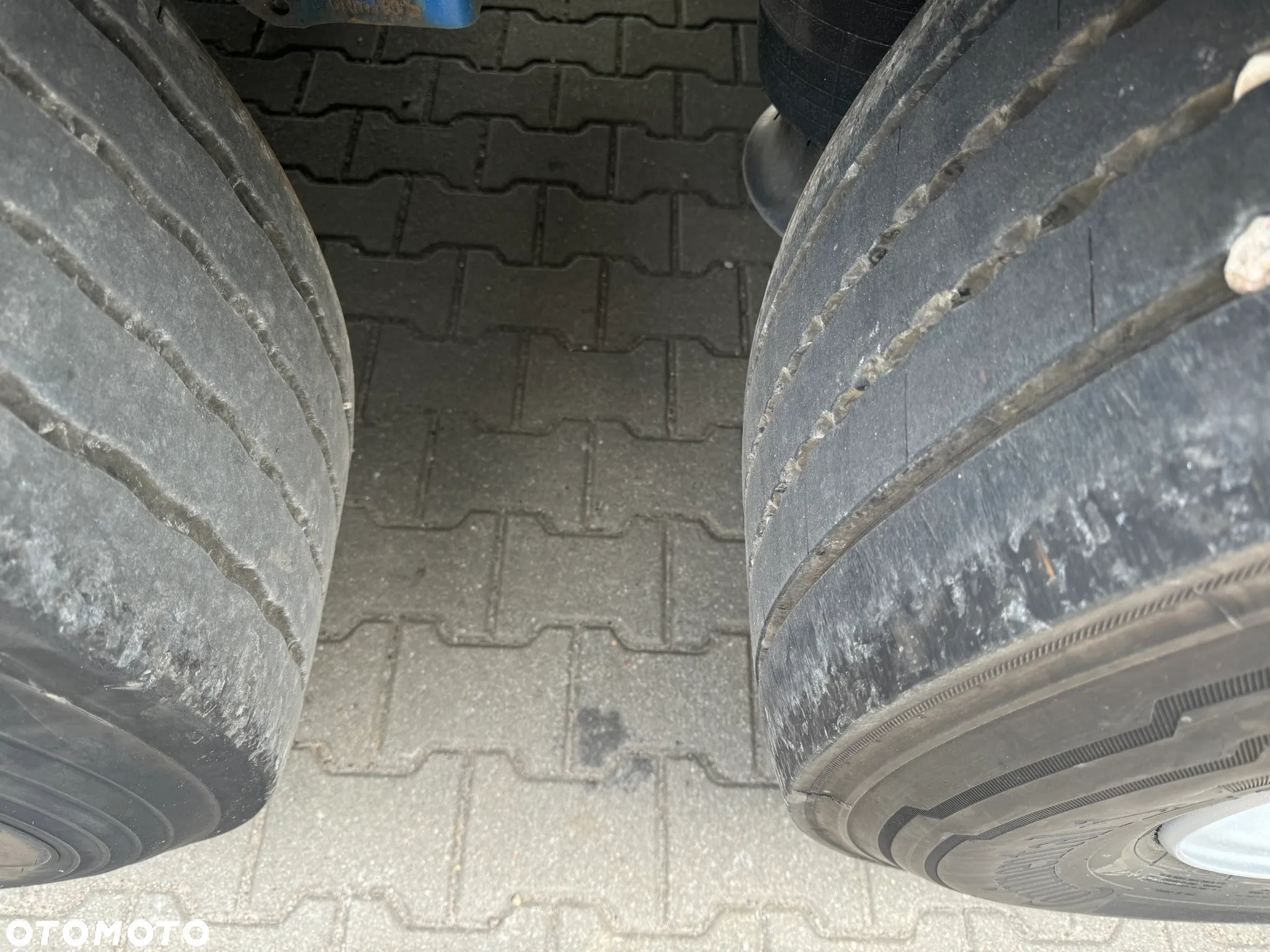 Krone SD Firanka Certyfikat XL, oś podnoszona, kosz na palety - 18