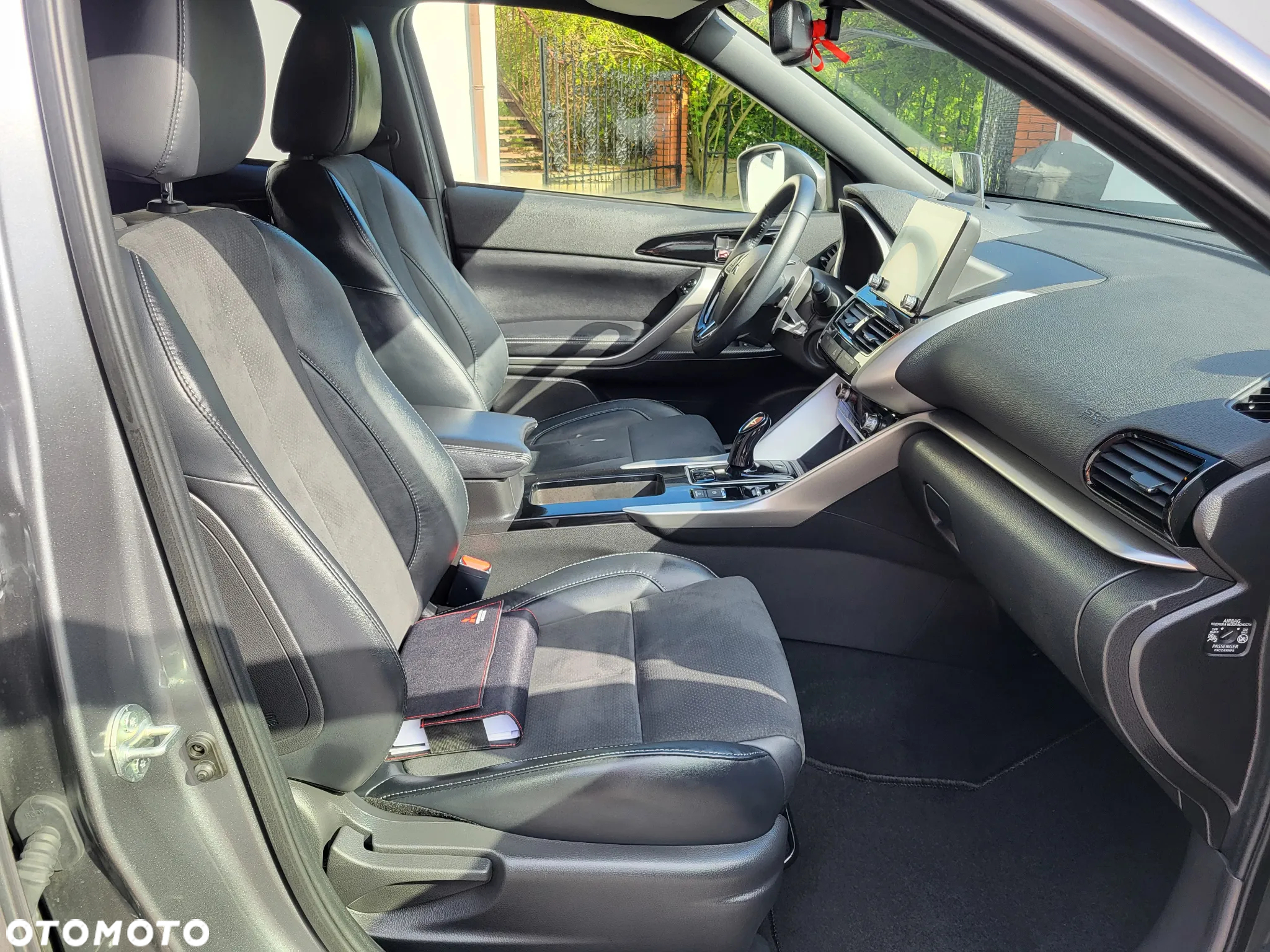 Mitsubishi Eclipse Cross Plug-In Hybrid 4WD Select Black - 12