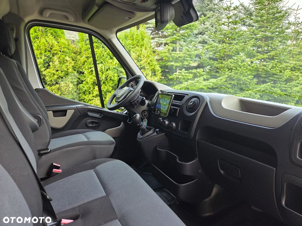 Renault Master - 25