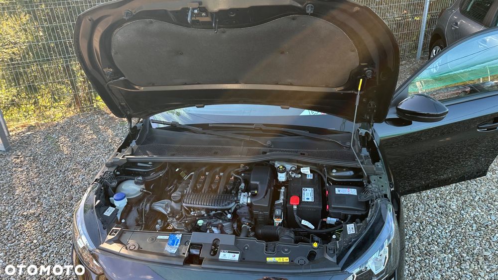 Peugeot 208 1.2 PureTech Active Pack S&S - 24