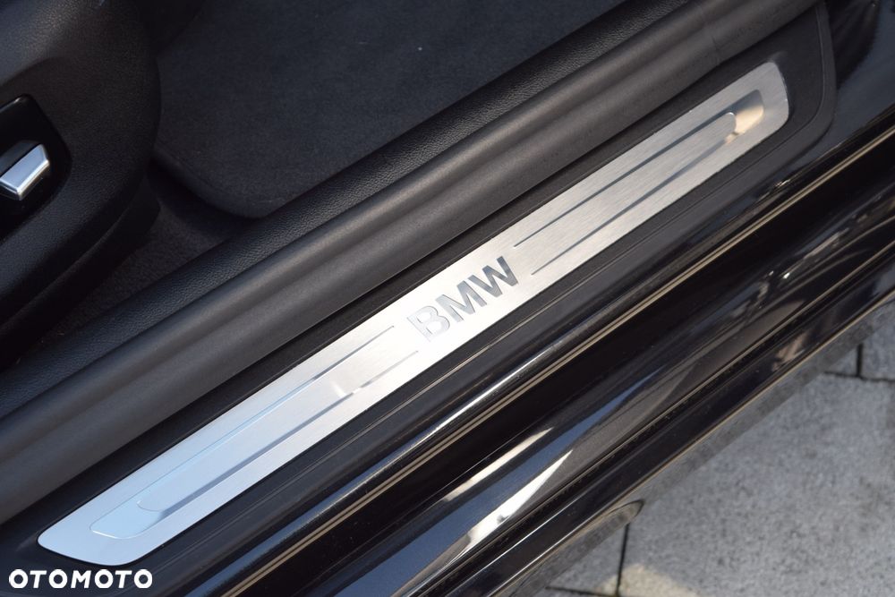 BMW Seria 5 530i xDrive Luxury Line sport - 40