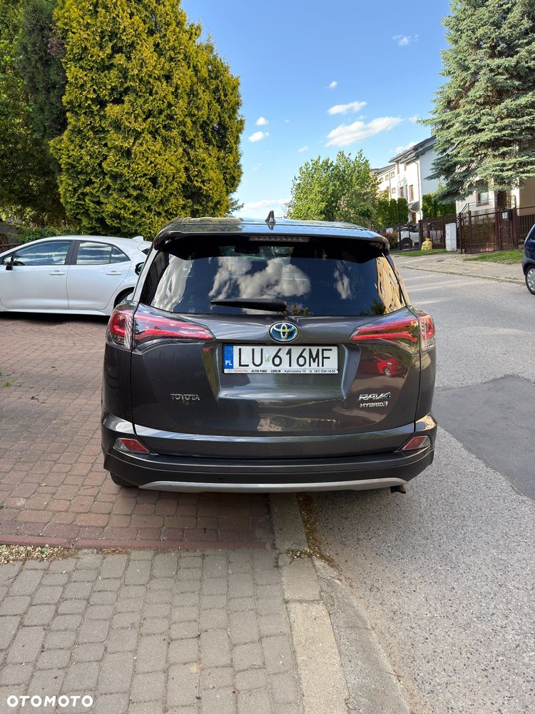 Toyota RAV4 - 5