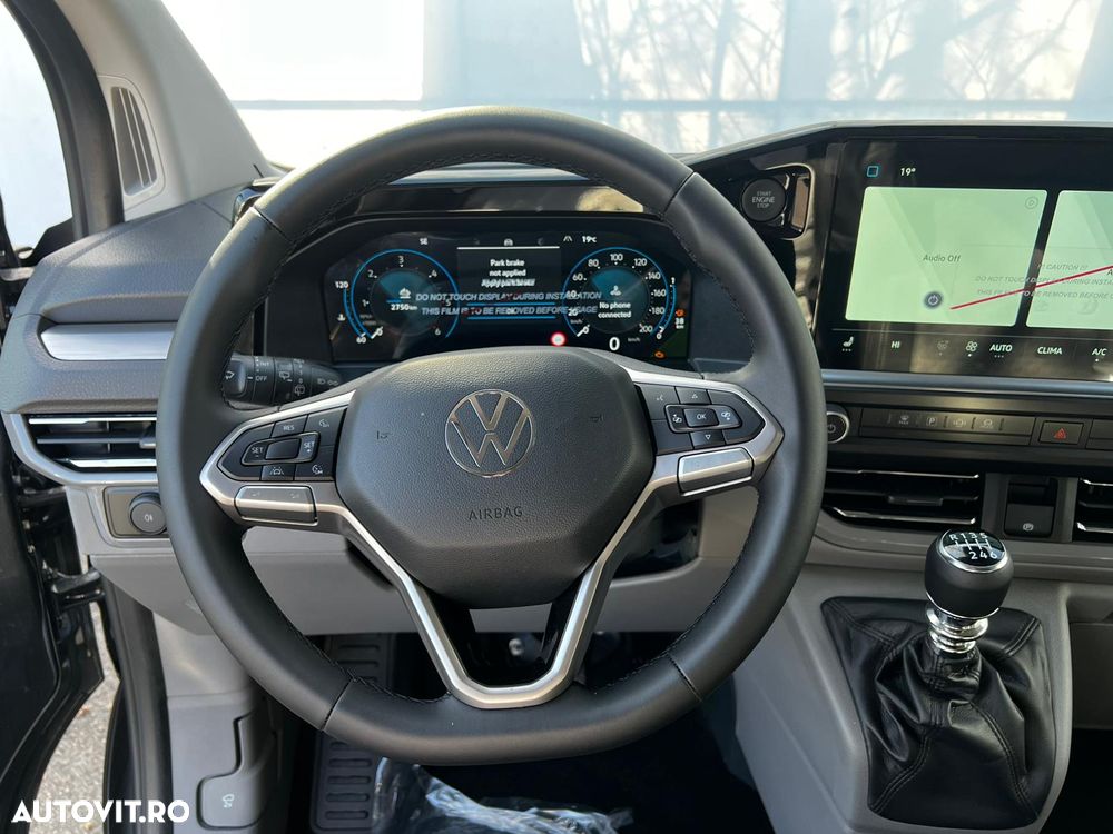 Volkswagen Caravelle - 14