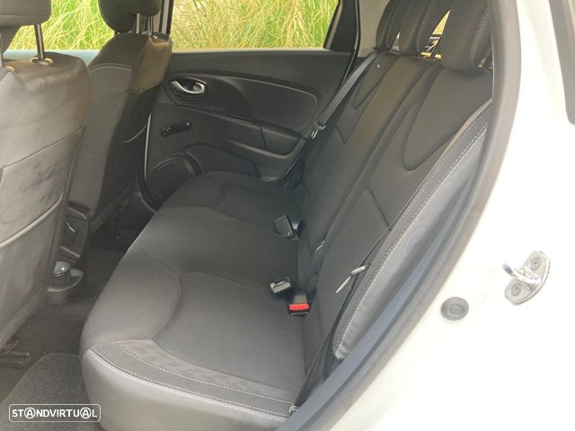 Renault Clio Sport Tourer 1.5 dCi Limited - 28