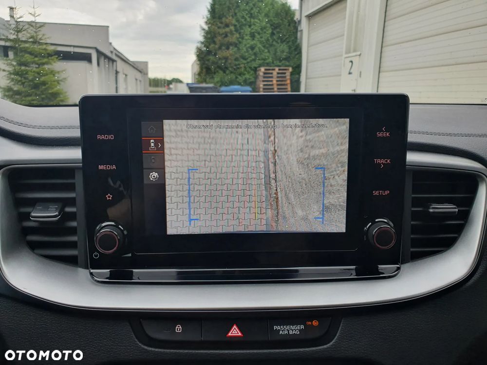 Kia Ceed 1.5 T-GDI M - 36