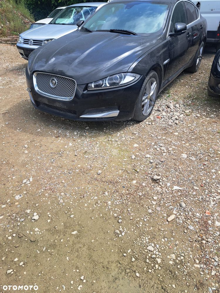 Jaguar XF 2.2 - 2