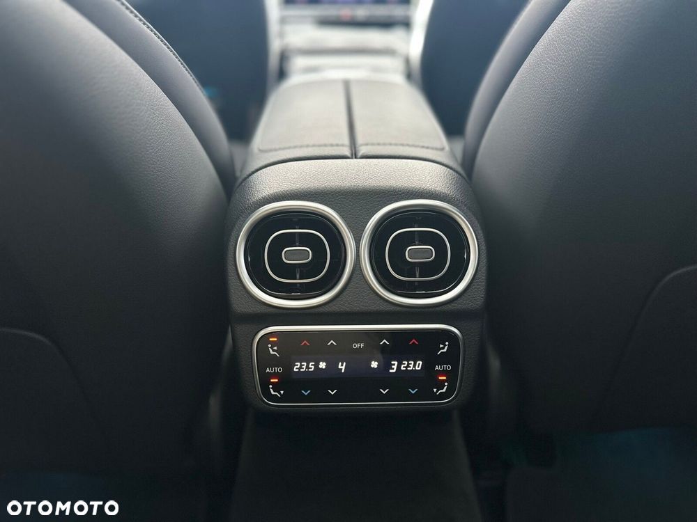 Mercedes-Benz Klasa C - 16