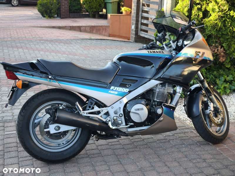 Yamaha FJ - 1