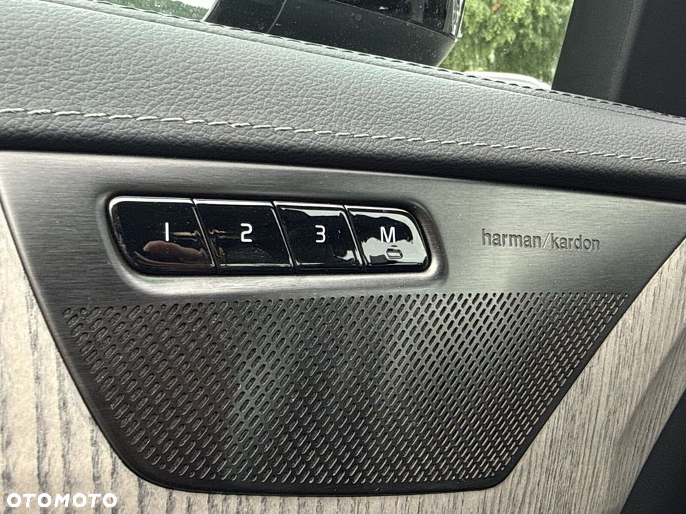 Volvo XC 90 B5 D AWD Plus Dark - 14