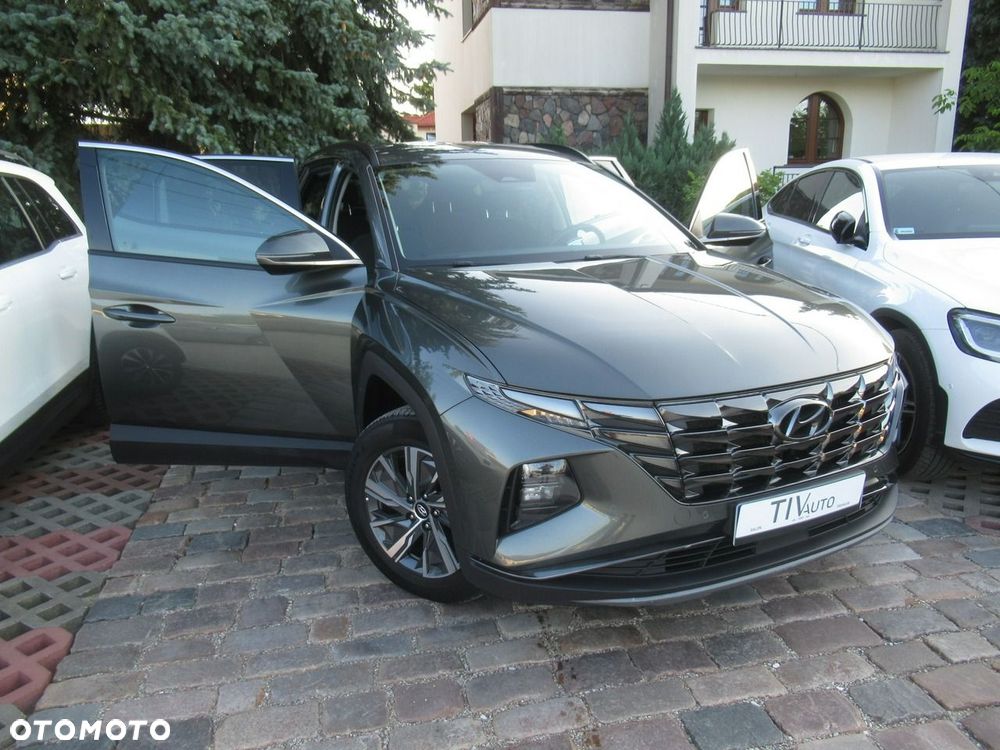 Hyundai Tucson 1.6 T-GDi HEV Executive 2WD - 39