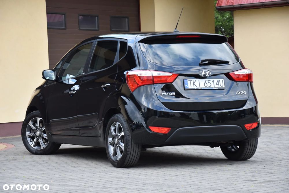 Hyundai ix20 1.4 blue YES - 8