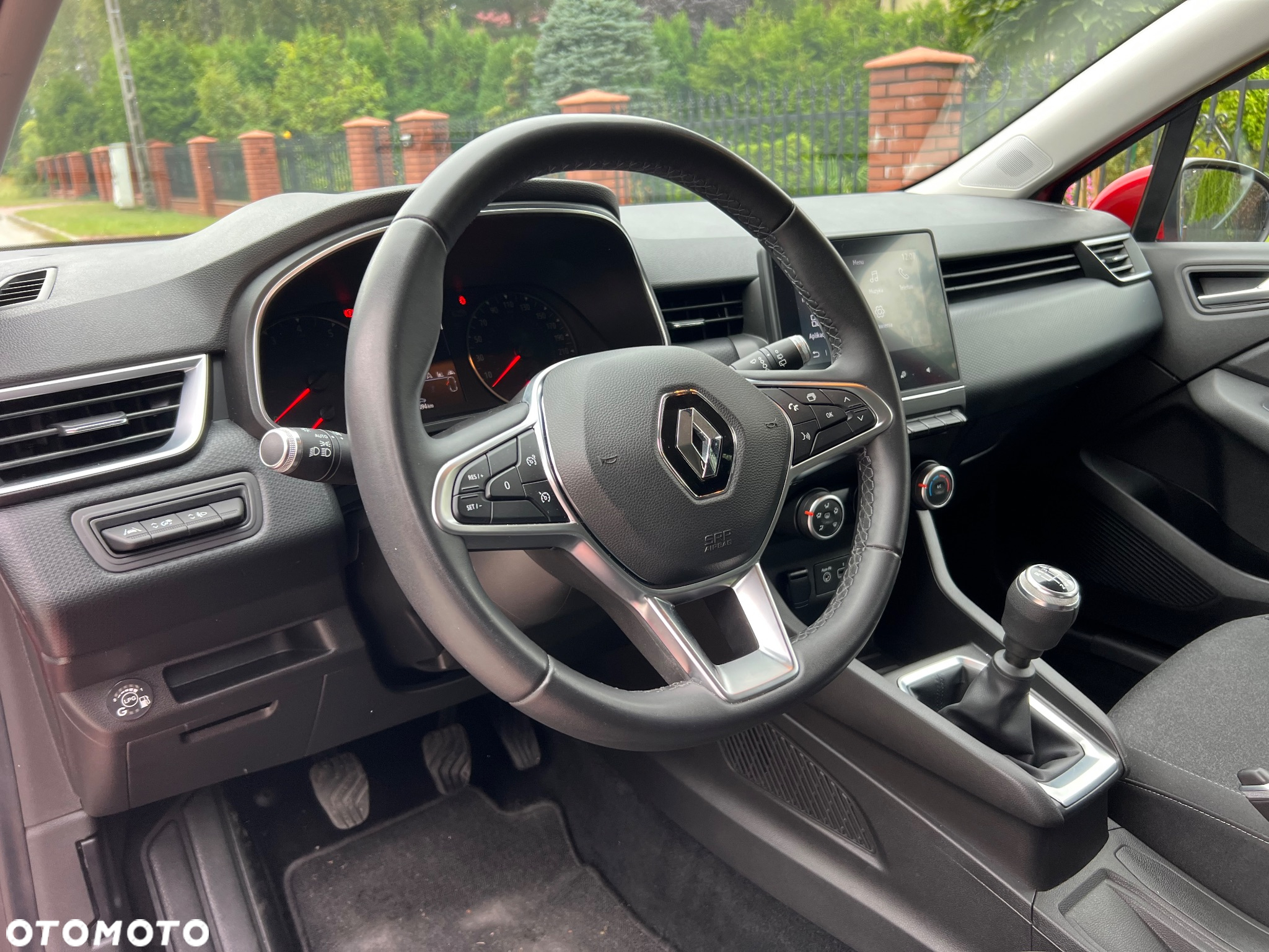 Renault Clio - 26