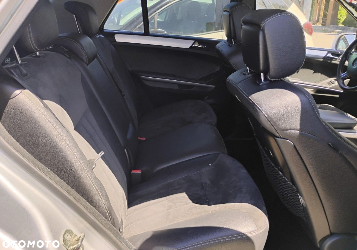 Mercedes-Benz ML - 10