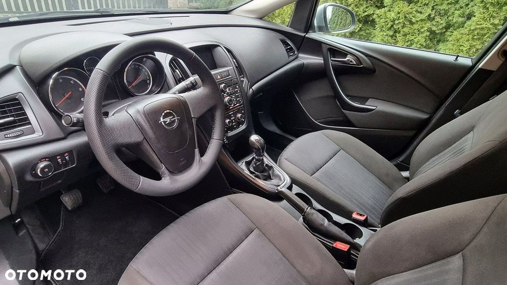 Opel Astra - 11